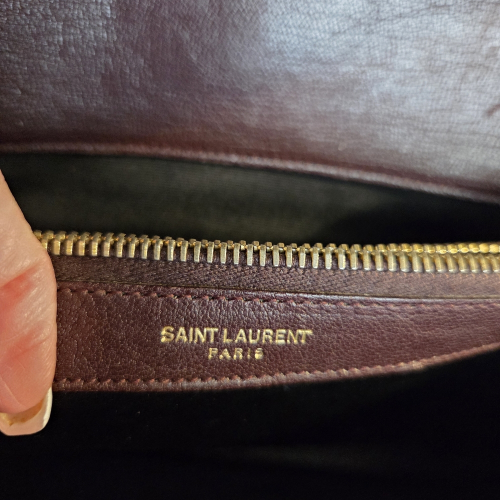 YVES SAINT LAURENT Cassandra Envelope Bag Authentic Burgundy Leather - Picture 11 of 15